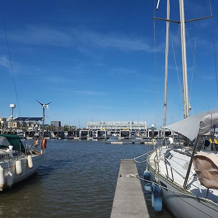 Private Yacht, We Love Our Guests Lisbon Bagian luar foto