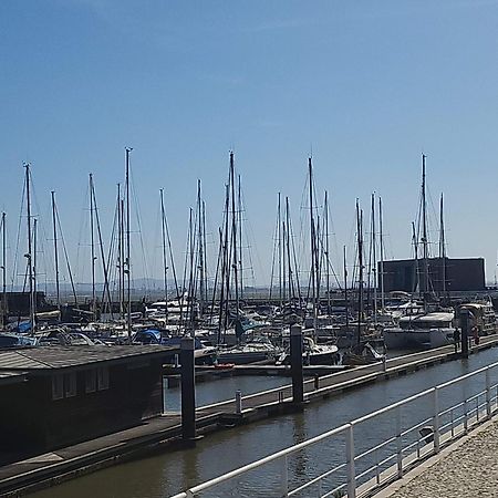 Private Yacht, We Love Our Guests Lisbon Bagian luar foto