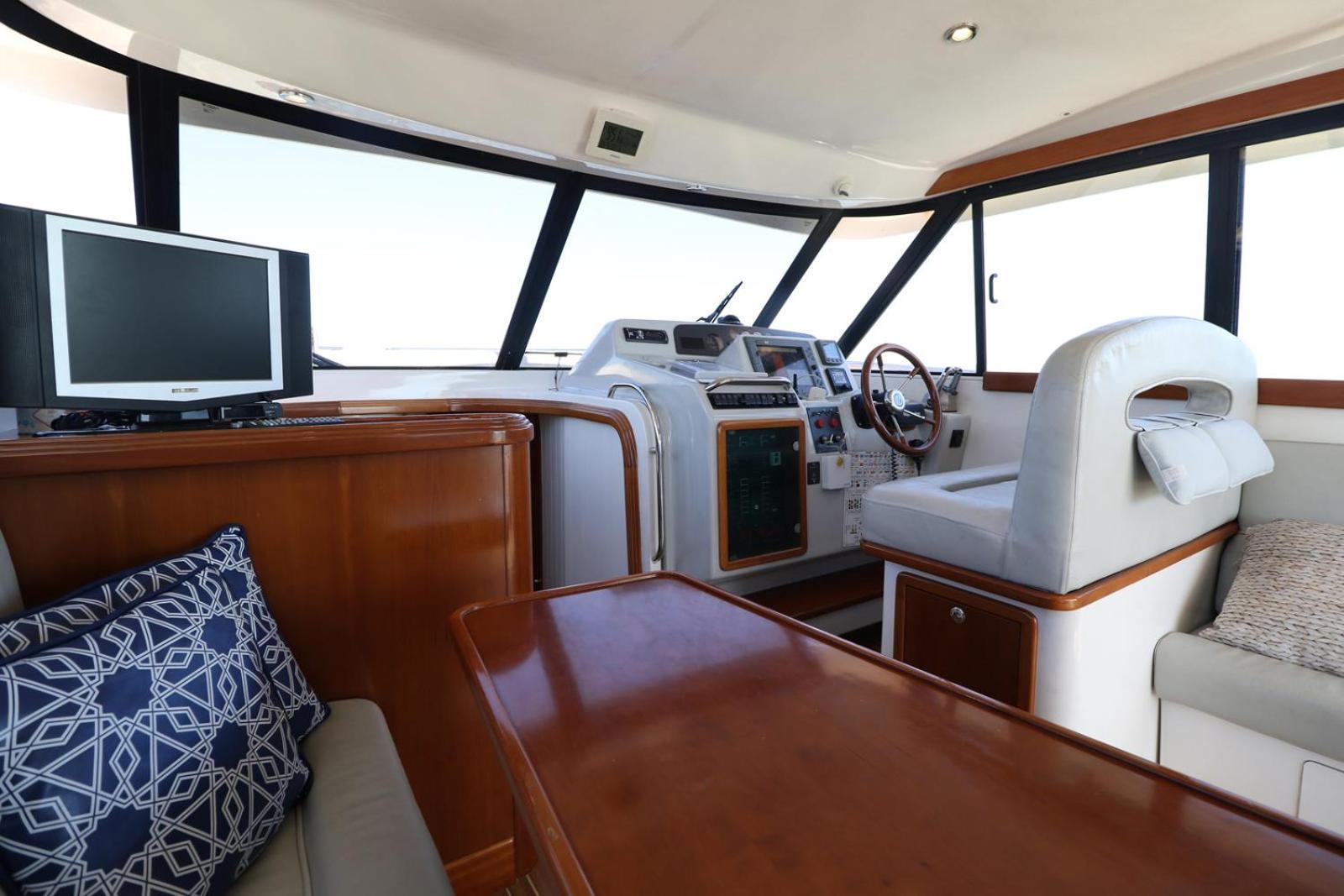Private Yacht, We Love Our Guests Lisbon Bagian luar foto
