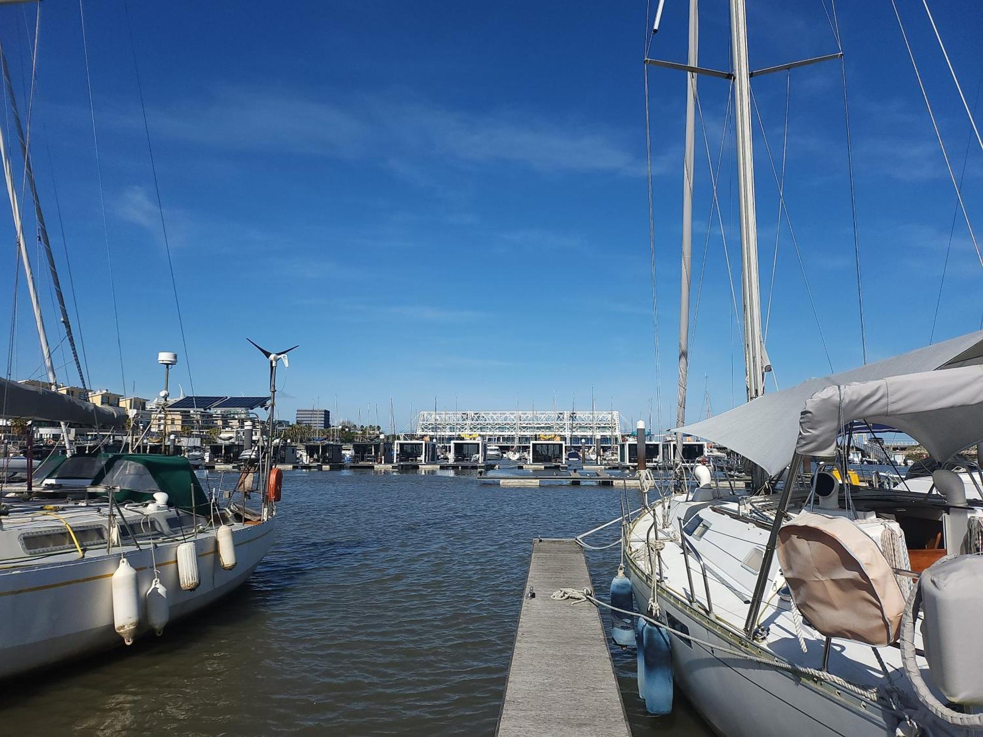 Private Yacht, We Love Our Guests Lisbon Bagian luar foto